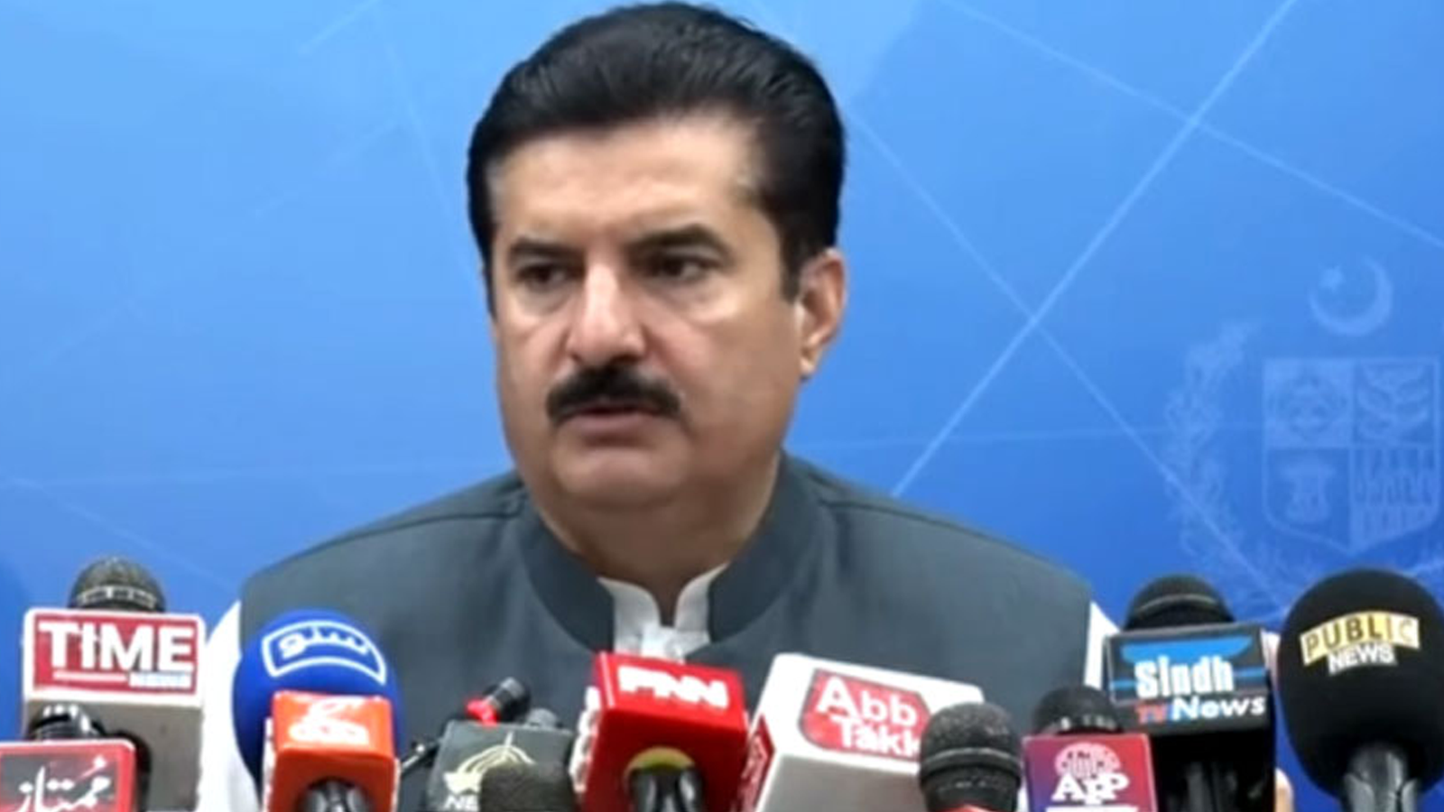 خیبر پختونخوا جو کبھی “پھولوں کا صوبہ” کہلاتا تھا، اب بدامنی اور لاقانونیت کا شکار ہے: فیصل کریم کنڈی