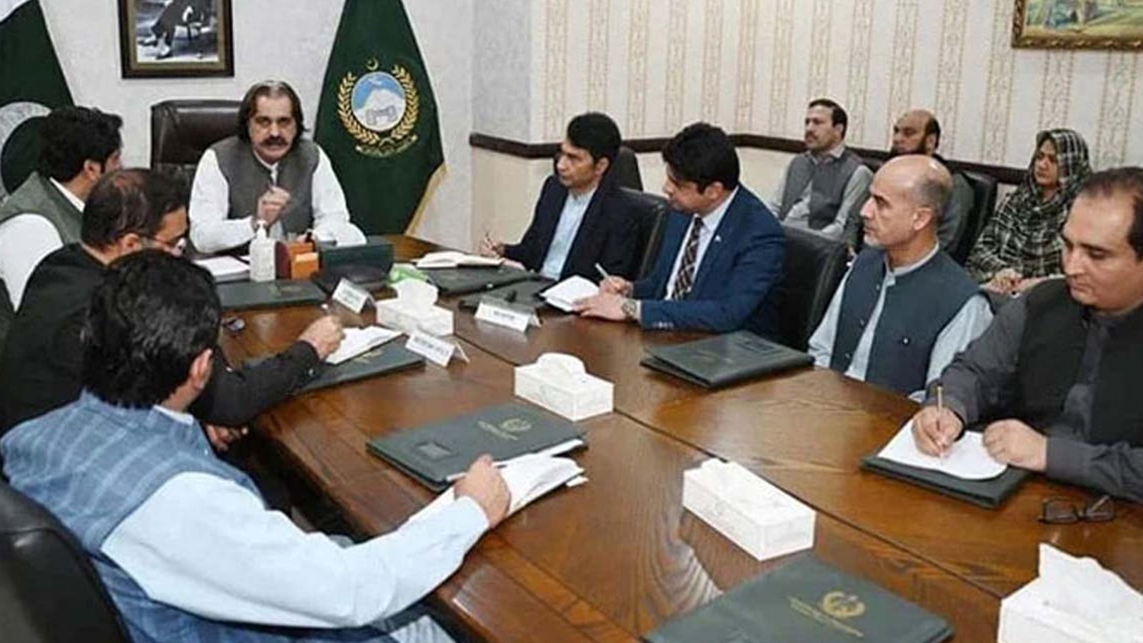 خیبرپختونخوا میں وزراء اور محکموں کی کارکردگی غیر تسلی بخش، بیشتر محکمے صرف10فیصد ترقیاتی بجٹ خرچ کر سکے