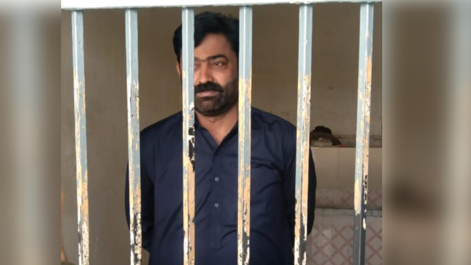 ملتان پولیس نے بزرگ شہری پر تشدد کے معاملے میں سابق ایس ایچ او نیو ملتان شفیق احمد کو گرفتار کر لیا