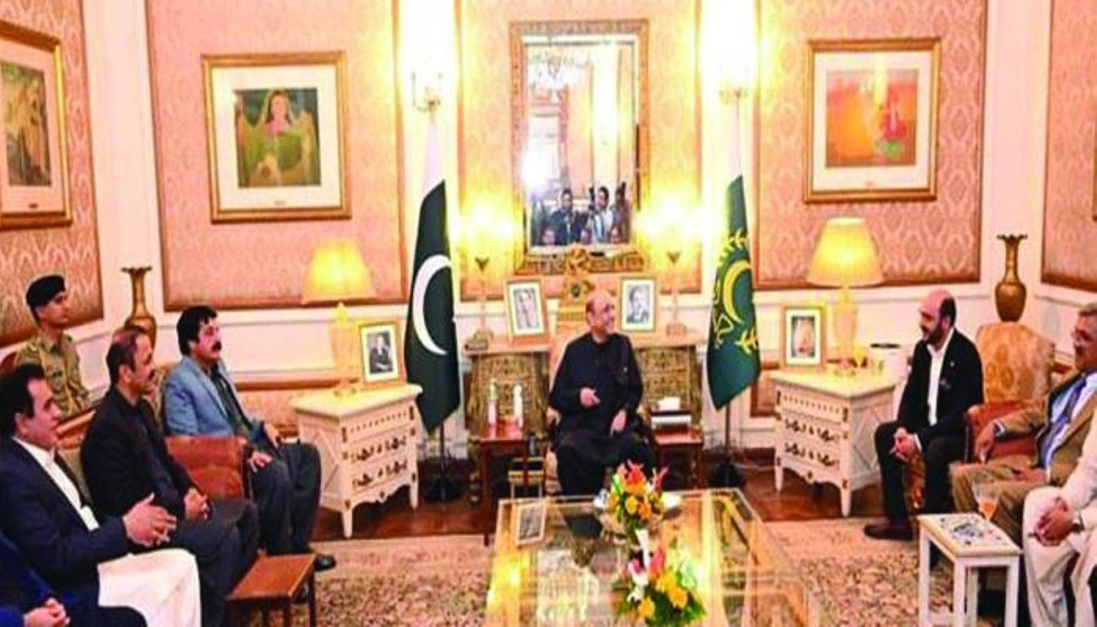 صدرِ مملکت آصف زرداری کا بلدیاتی انتخابات کے دوران پنجاب میں بیٹھنے کا اعلان