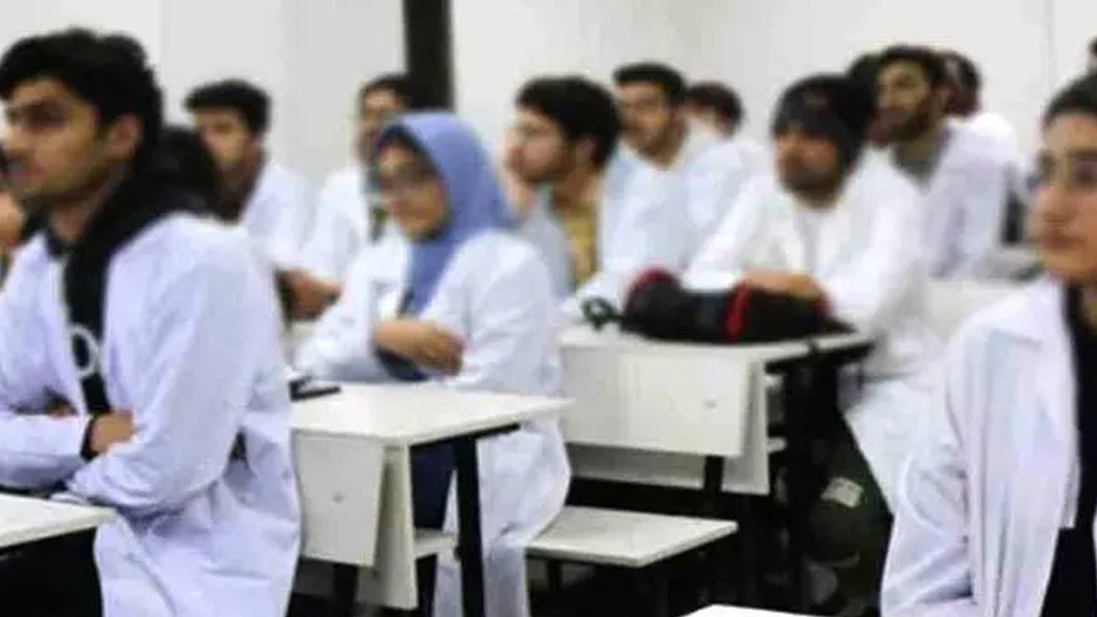 حکومت کا نجی میڈیکل کالجز کی فیسوں سے متعلق اہم فیصلہ