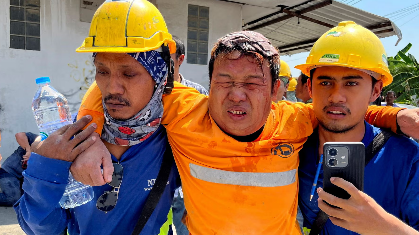 میانمار اور تھائی لینڈ میں 7.7 شدت کا زلزلہ، بنکاک میں کئی منزلہ عمارت گر گئی، ایمرجنسی نافذ