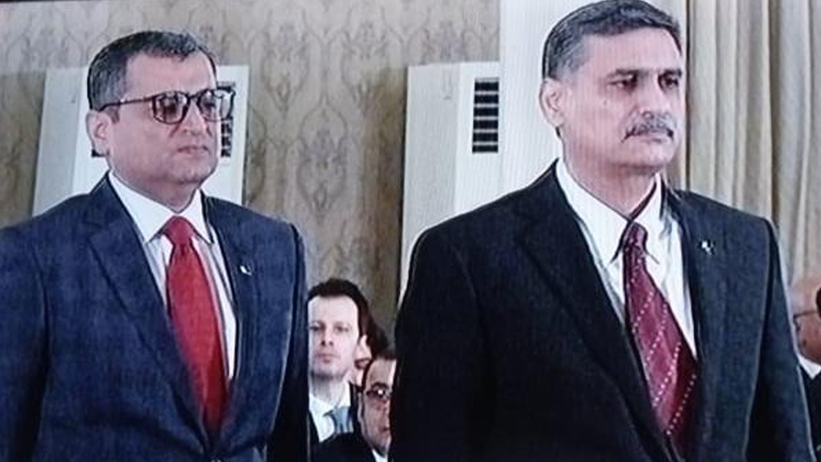 ایڈیشنل ڈائریکٹر جنرل سائبر کرائمز ایف آئی اے ڈاکٹر وقار الدین سید کو ستارہ امتیاز سے نواز دیا گیا