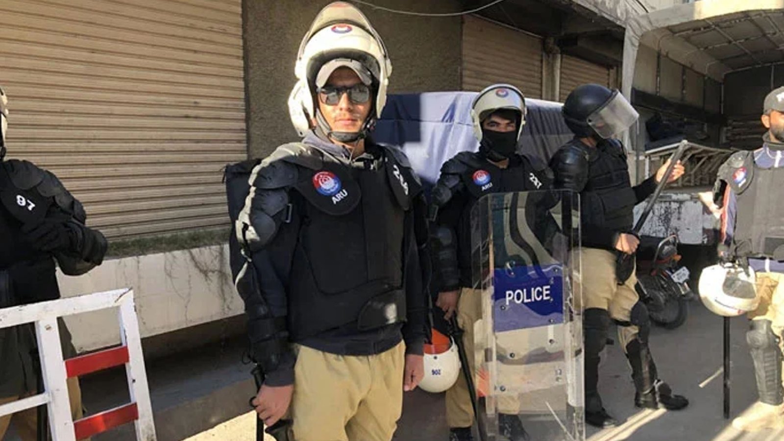 بلوچستان میں امن و امان کی صورتحال کے پیش نظر عید الفطر کے موقع پر پولیس کی چھٹیاں منسوخ