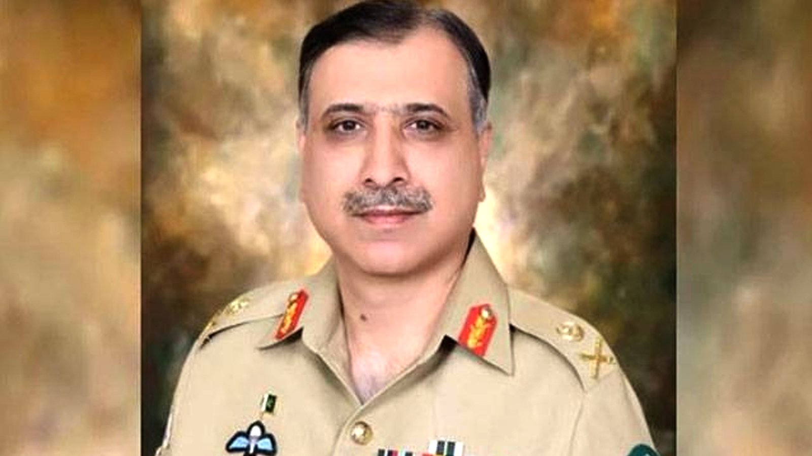 لیفٹیننٹ جنرل محمد عاصم ملک مشیر قومی سلامتی مقرر