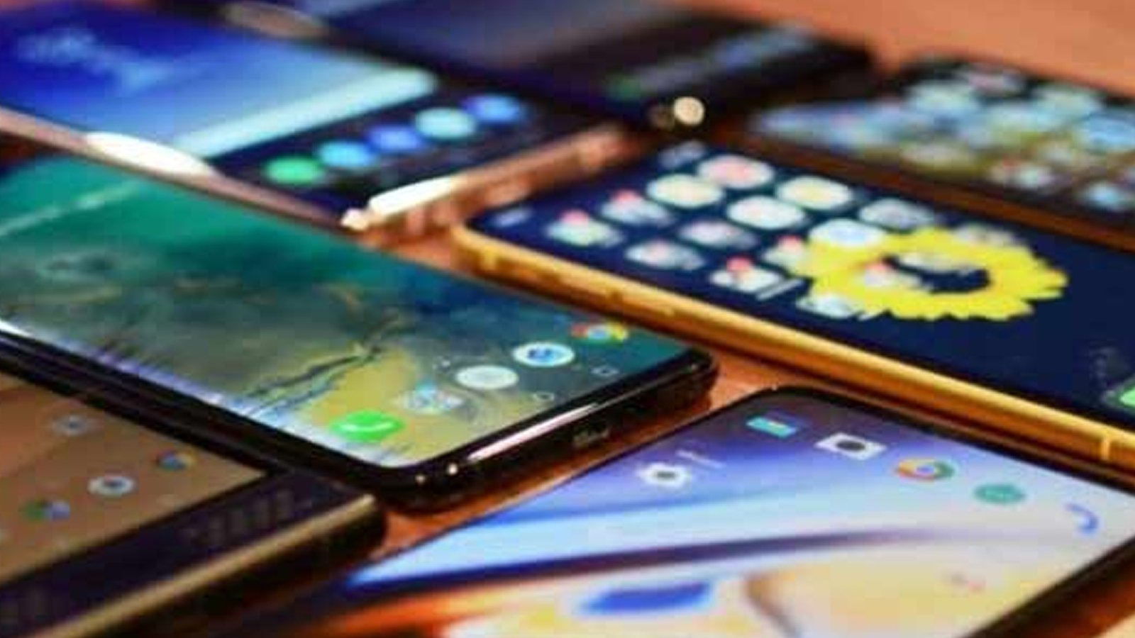 دنیا بھر میں چینی موبائل فونز کی طلب میں اضافہ ہو گیا