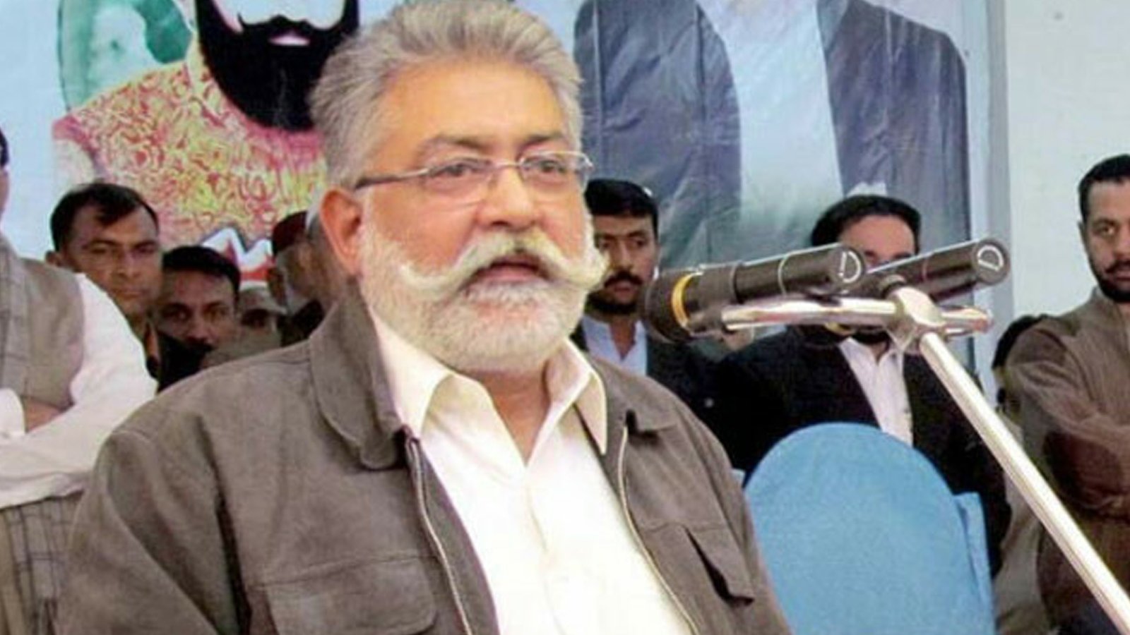 پیر پگارا نے حر جماعت کو دفاع وطن کے لیے تیار رہنے کی ہدایت کر دی