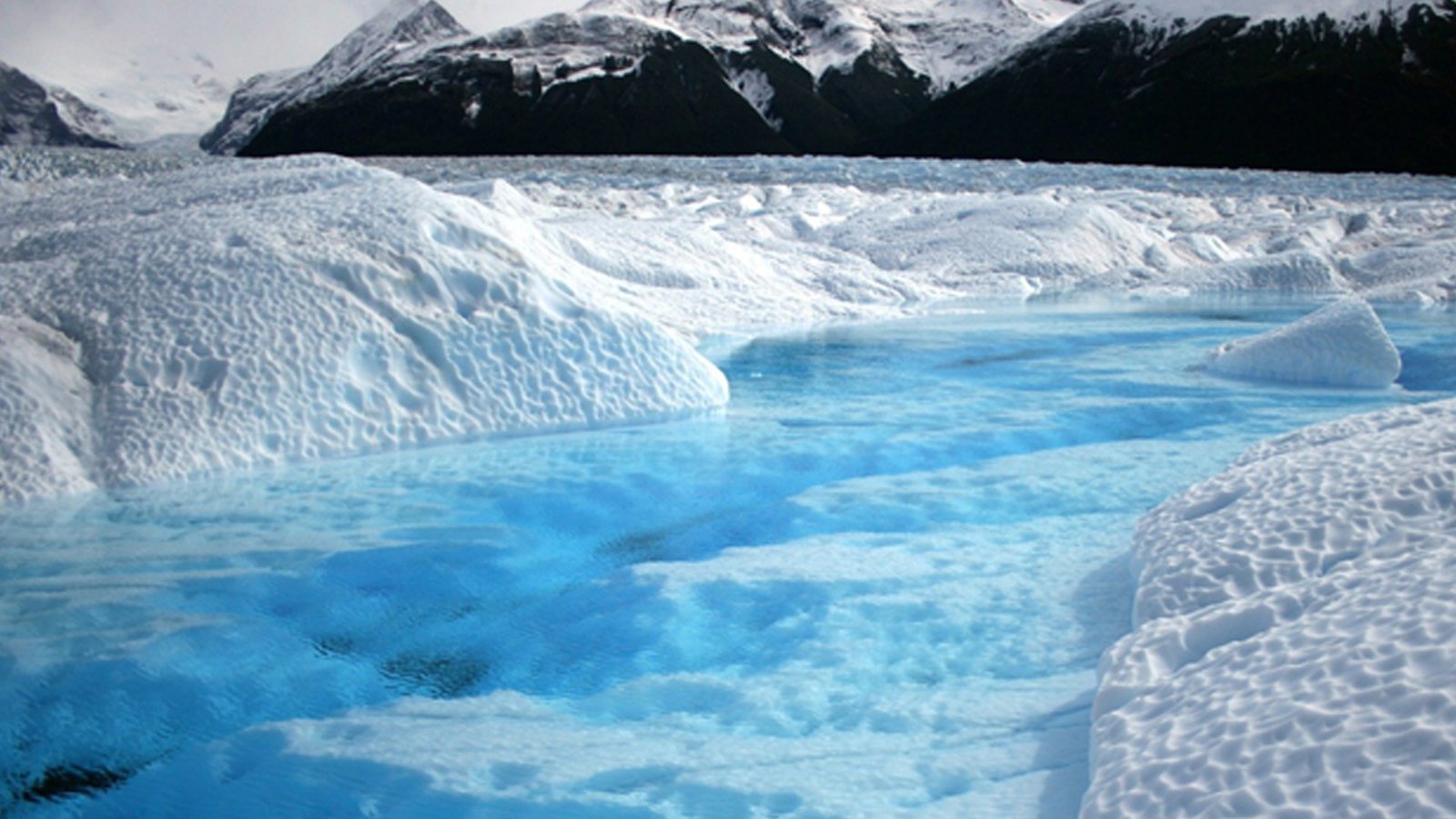 گلیشیائی جھیلوں کے پھٹنے کا خدشہ، الرٹ جاری کر دیا گیا