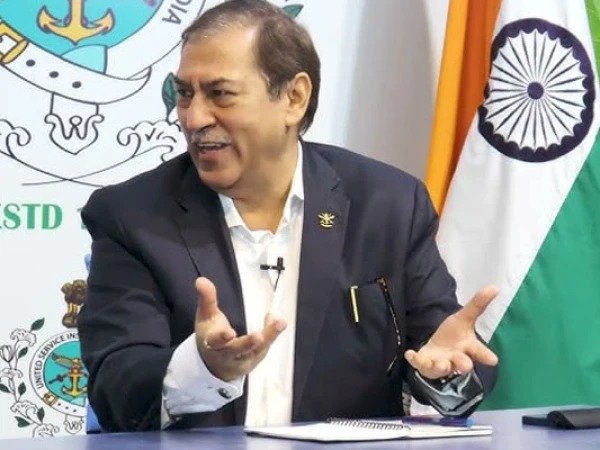 بھارتی فوج کے  لیفٹیننٹ جنرل بھی پاک فوج کی پیشہ ورانہ مہارت کے معترف نکلے