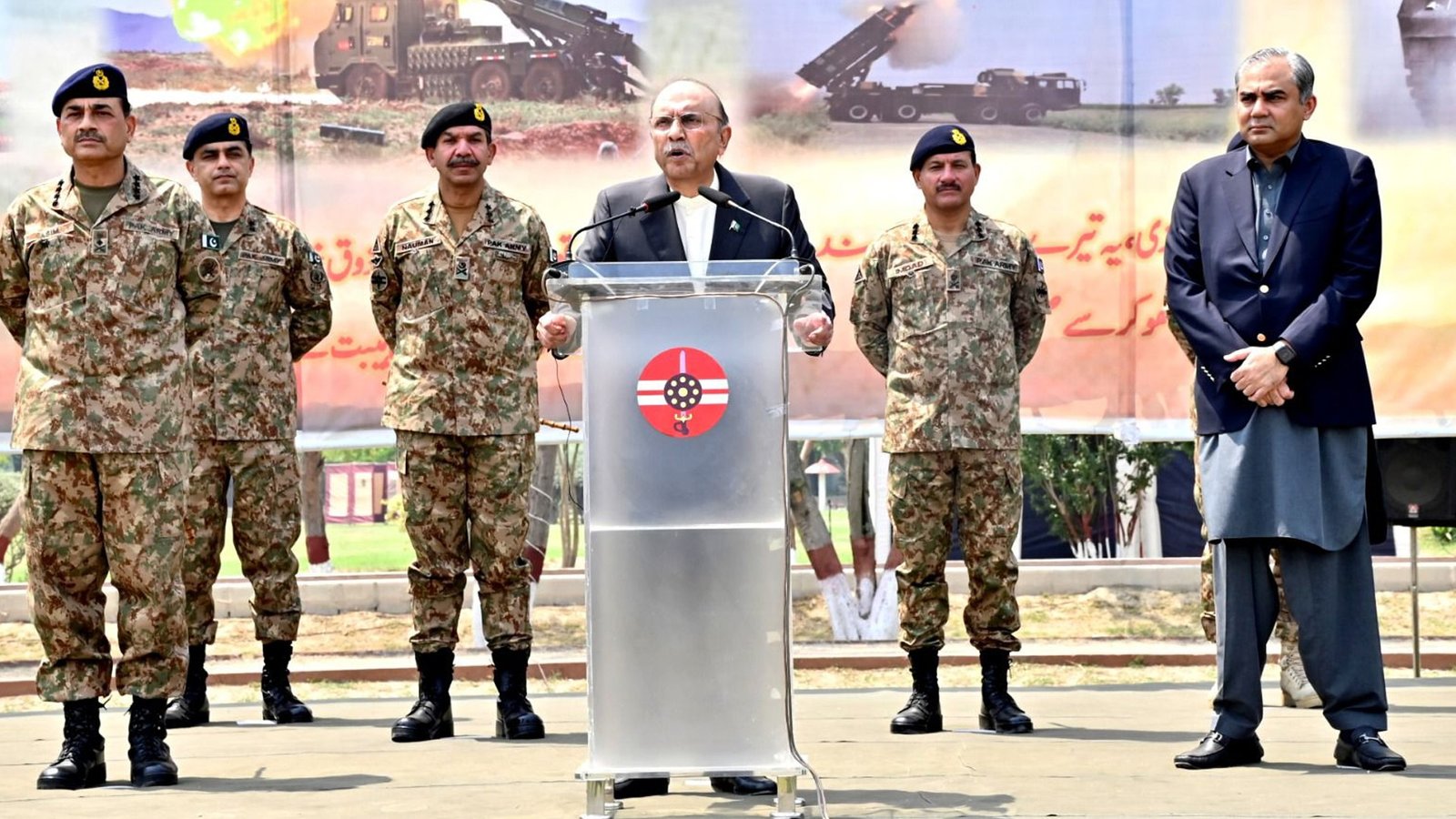 مسلح افواج  نے پاکستان کی قوت، مزاحمت اور قومی یکجہتی کا دوٹوک پیغام دیا، صدر زرداری