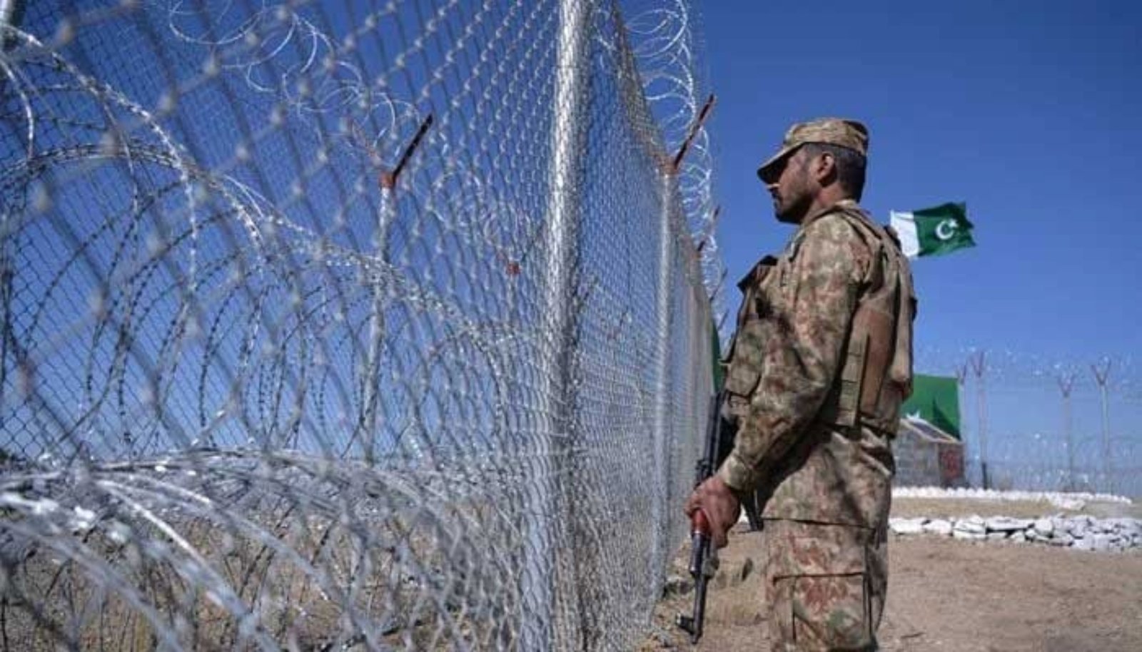ایل او سی پر بھارتی فوج کوہزیمت کا سامنا ، پاک فوج نے کئی بھارتی چیک پوسٹیں تباہ کردیں