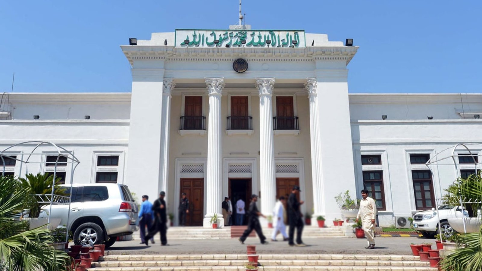 خیبر پختونخوا اسمبلی کے قانونی مشیر  نے عہدے سے استعفی دے دیا، سنگین الزامات عائد