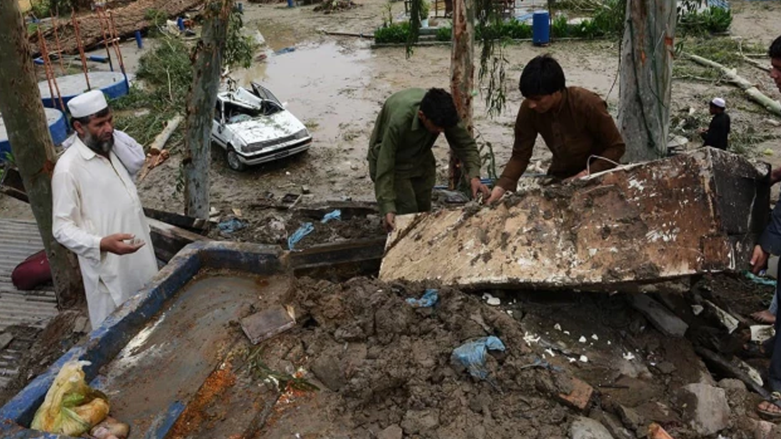 خیبرپختونخوا میں طوفانِ بادوباراں سے 3 افراد جاں بحق، 12 زخمی