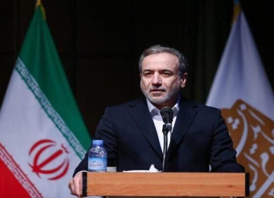 جارحیت کیخلاف فخر اور بہادری سے اپنا دفاع کرینگے ، ایرانی وزیر خارجہ