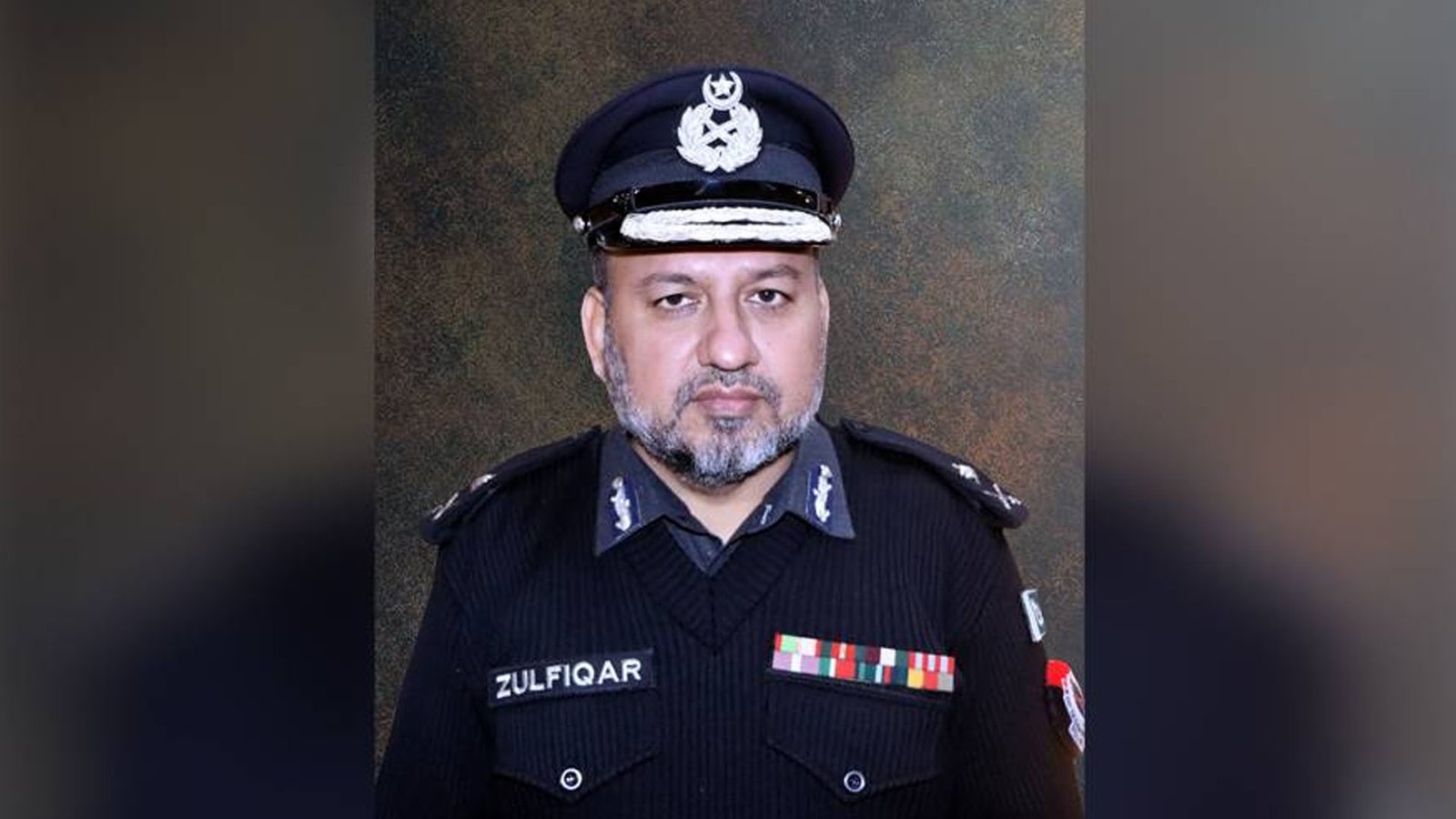 خیبرپختونخوا حکومت نےپولیس کی تنخواہیں پنجاب پولیس کے برابر کرنےکا فیصلہ کرلیا
