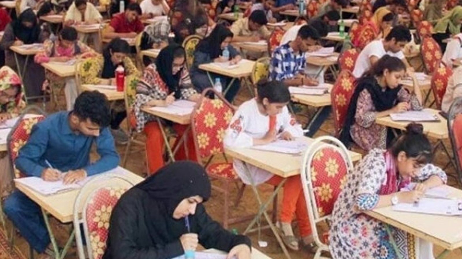 پی ایم اینڈ ڈی سی نے ایم ڈی کیٹ کا نیا نصاب جاری کر دیا