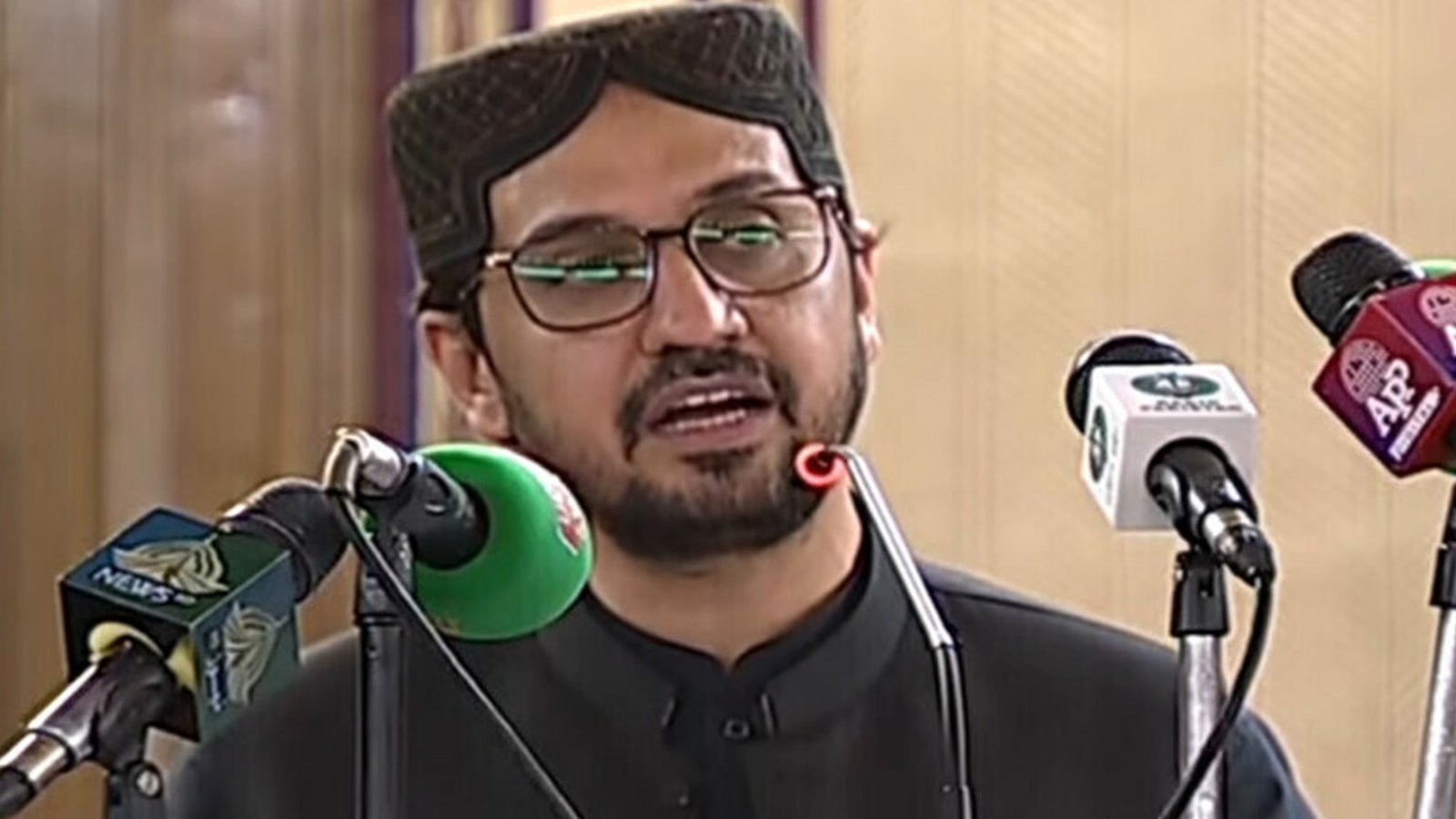 بلوچستان اسمبلی کا1028ارب تخمینہ کا بجٹ پیش،تنخواہوں اور پنشن میں اضافہ، ہزاروں غیرضروری آسامیاں ختم