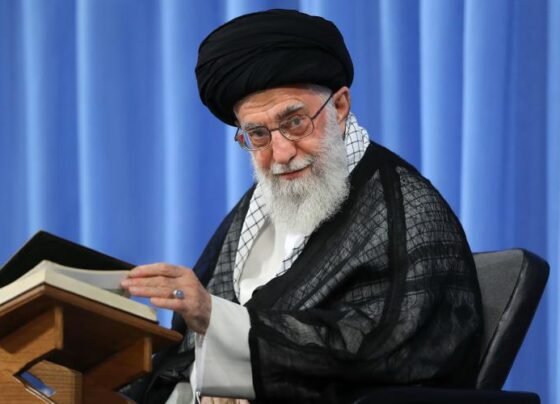 ایت اللہ خامنہ ای