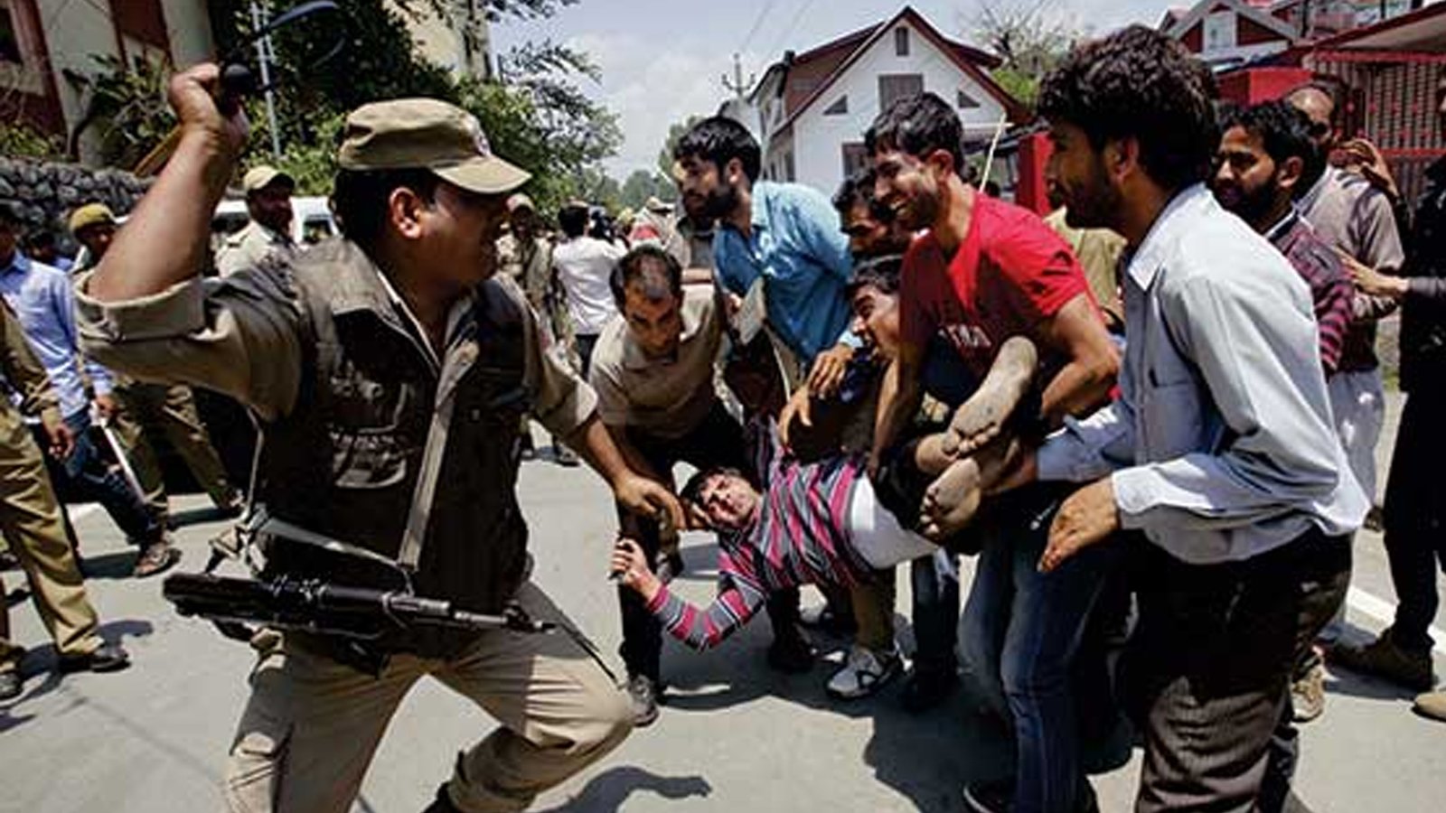 مقبوضہ کشمیر میں بھارتی مظالم کا سلسلہ جاری، جون میں پانچ کشمیری شہید، 45 گرفتار