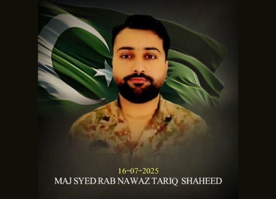 میجر ربنواز طارق شہید