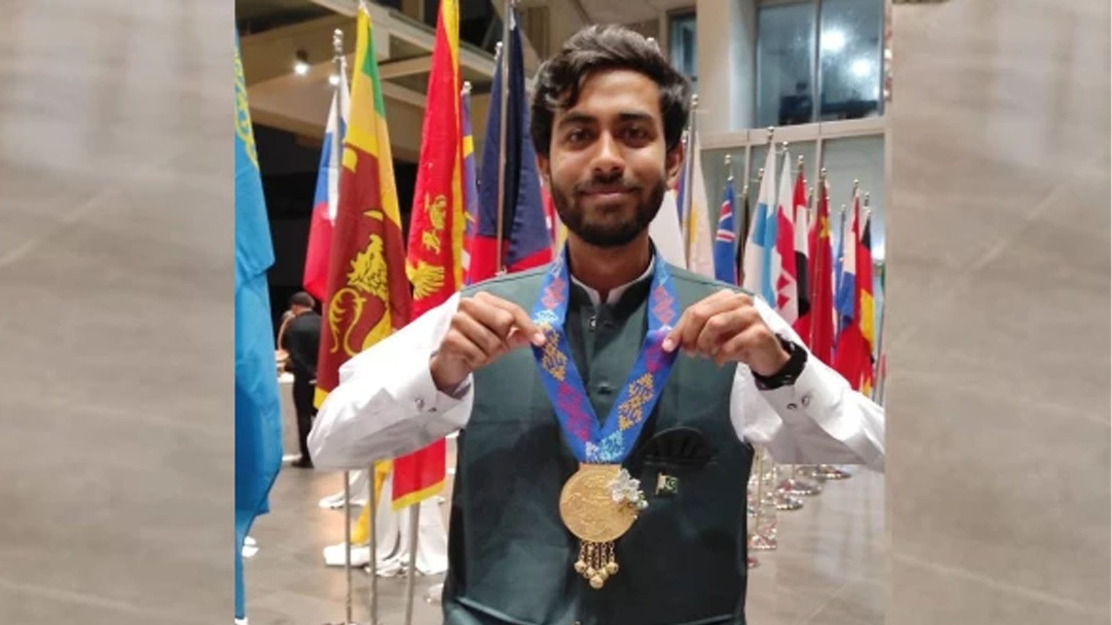 پاکستان نے پہلی بار بین الاقوامی سائنس اولمپیاڈ میں گولڈ میڈل جیت لیا