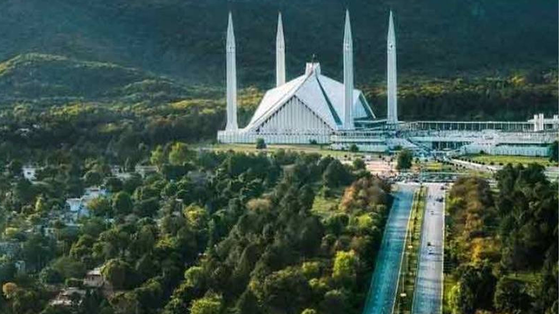 اسلام آباد میں پبلک ٹرانسپورٹ اور بس اڈوں کی بندش سے متعلق بڑی خبر