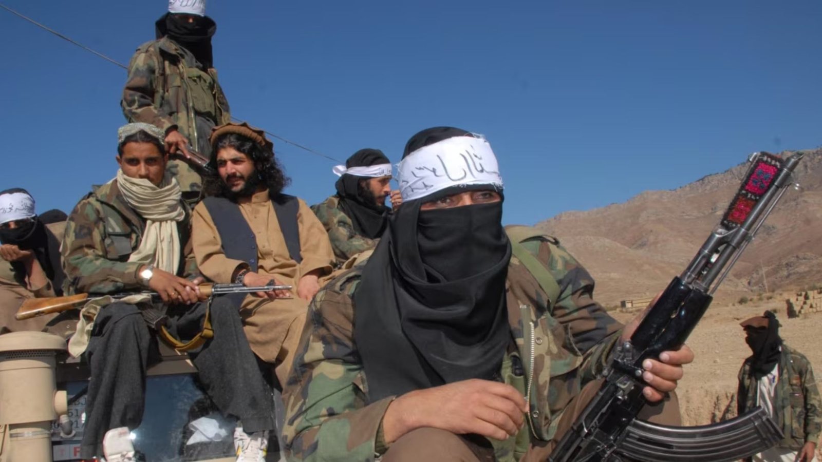 افغانستان میں  دو دہشتگرد گروپوں میں جھڑپ، 16 دہشتگرد ہلاک، 32 زخمی