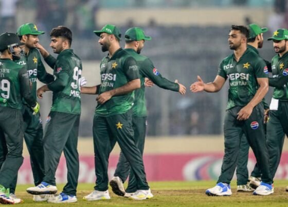 ناقص کارکردگی سے قومی کرکٹرز کے بھاری معاوضے آشکار ہونے لگے