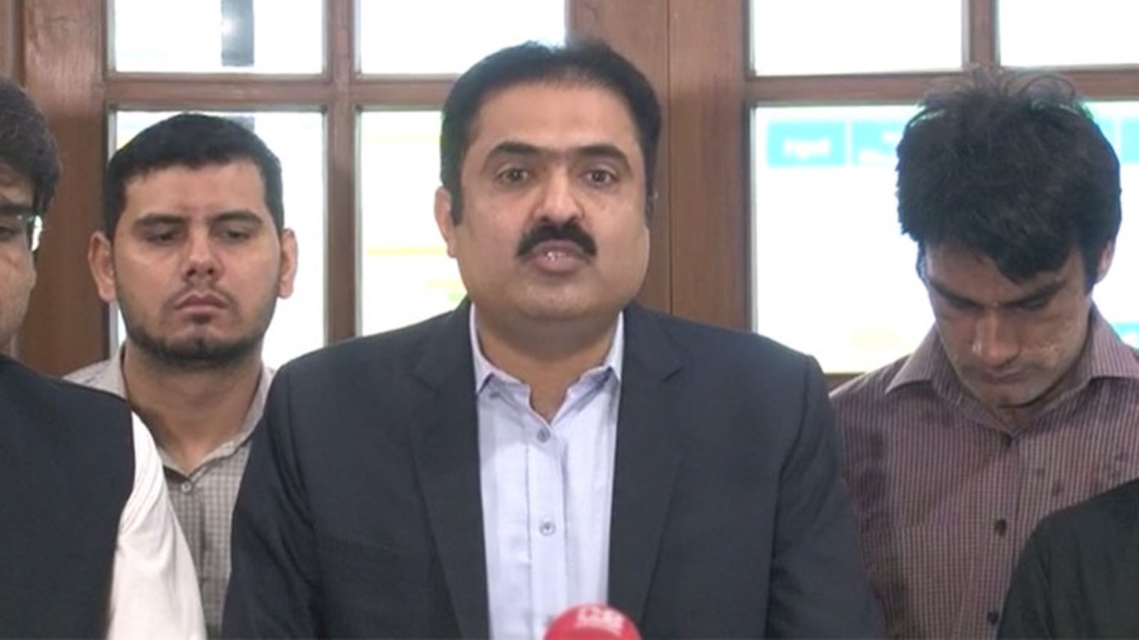 آبی گزرگاہوں کو خالی نہ کیا تو ہمیشہ نقصان اٹھاتے رہینگے، ڈی جی پی ڈی ایم اے