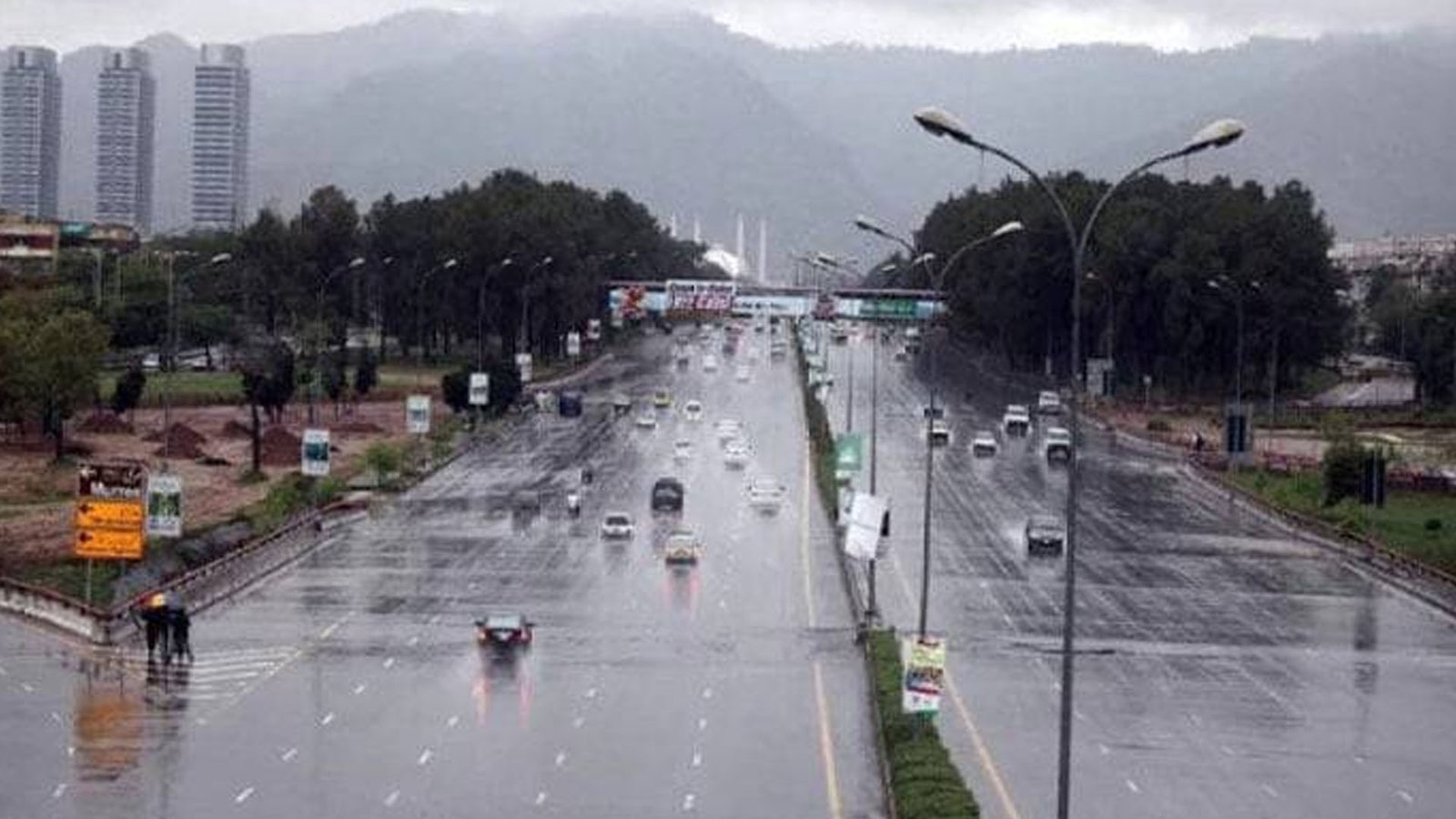 راولپنڈی اسلام آباد میں موسلا دھار بارش،آج سے مون سون کی شدت میں اضافے کا امکان ،الرٹ جاری