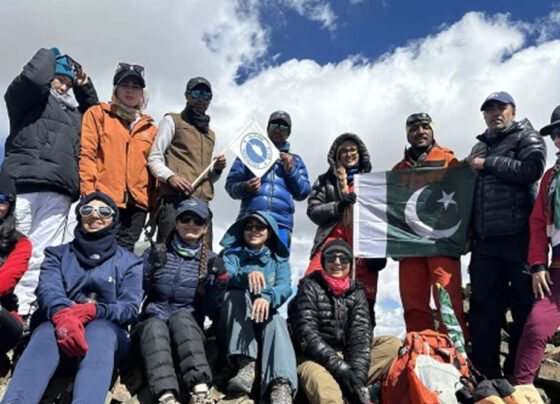 Group photo of female climbers