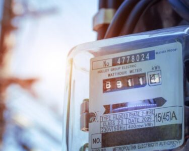 سنگل فیز میٹر صارفین ہو جائیں ہوشیار، لیسکو نے بڑا فیصلہ کرلیا