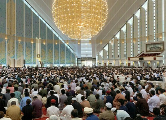 Special prayers on Thanksgiving Day