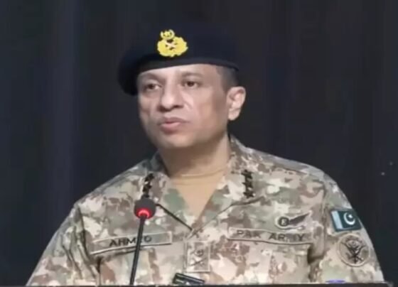 ڈی جی آئی ایس پی آر کی جامعہ عروۃ الوثقیٰ لاہور کے علماء و طلباء کیساتھ خصوصی نشست