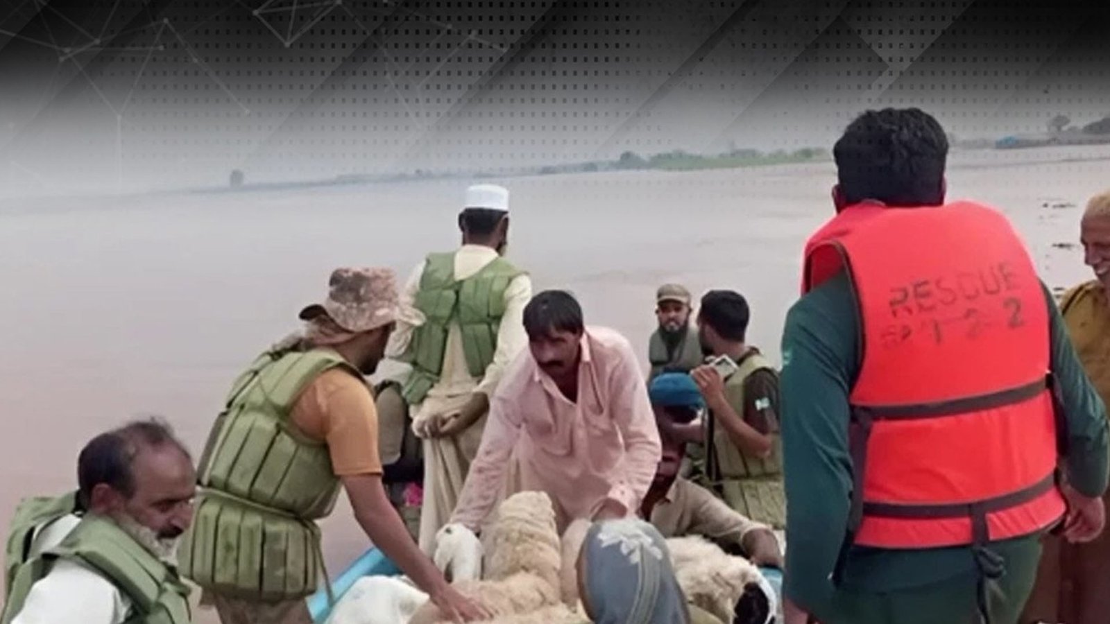 سیلاب متاثرہ علاقوں میں پاک فوج کی ریسکیو و ریلیف سرگرمیاں تیزی سے جاری