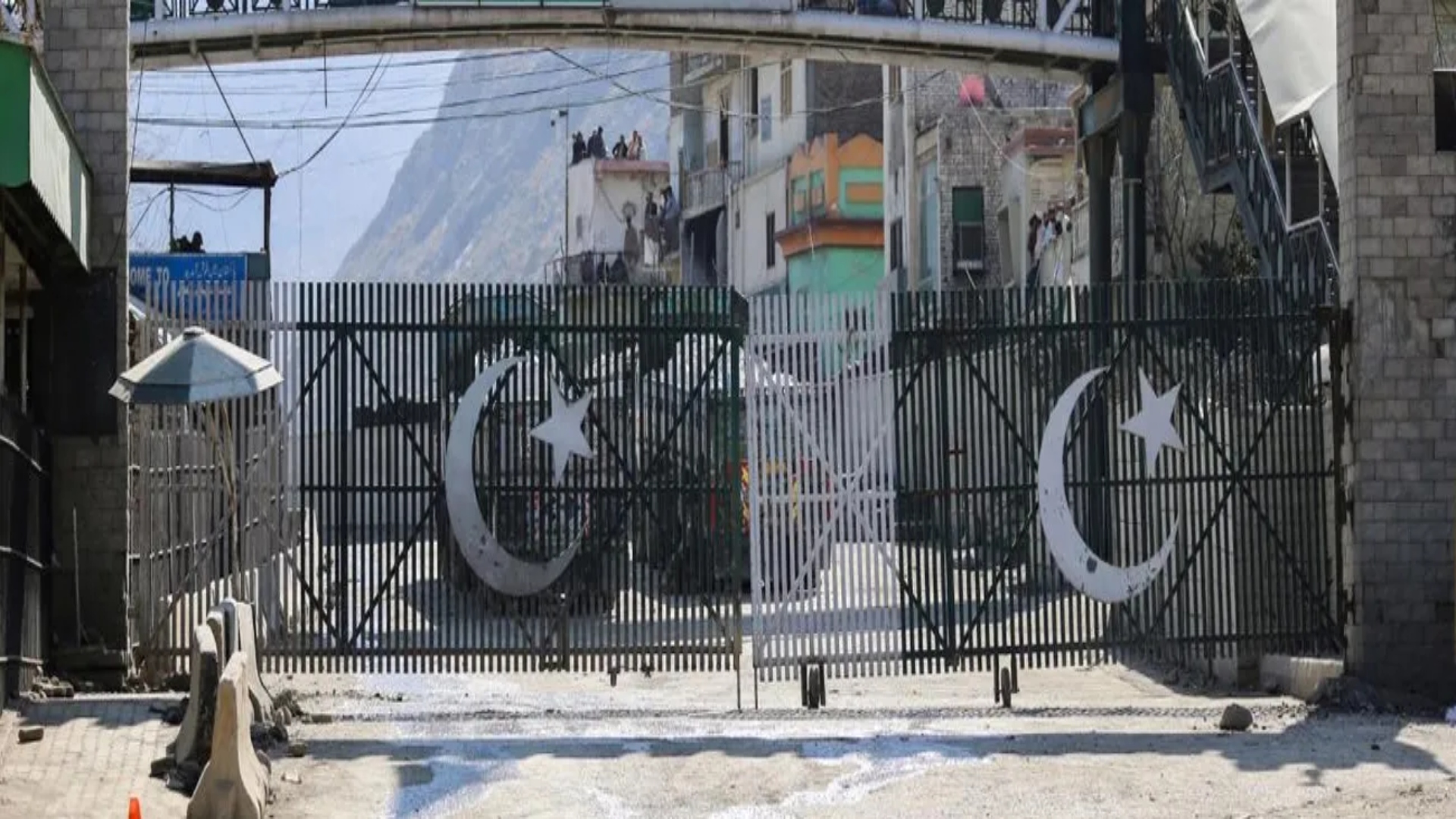 پاک افغان کشیدگی برقرار ، سرحدی راستے گیارہویں روز بھی مکمل بند