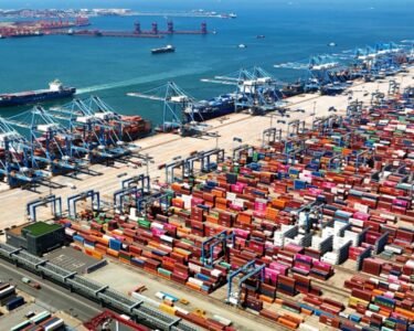 چین کا امریکی بحری جہازوں پر خصوصی پورٹ فیس عائد کرنے کا اعلان