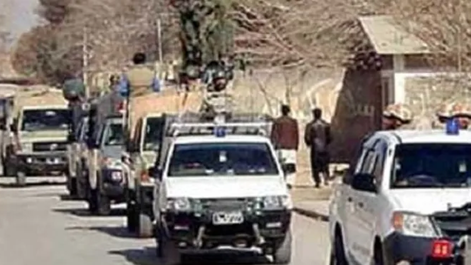 خضدار میں تعمیراتی کیمپ پر حملہ، مسلح افراد نے 18 مزدور اغوا کرلئے، گاڑیاں جلا دیں