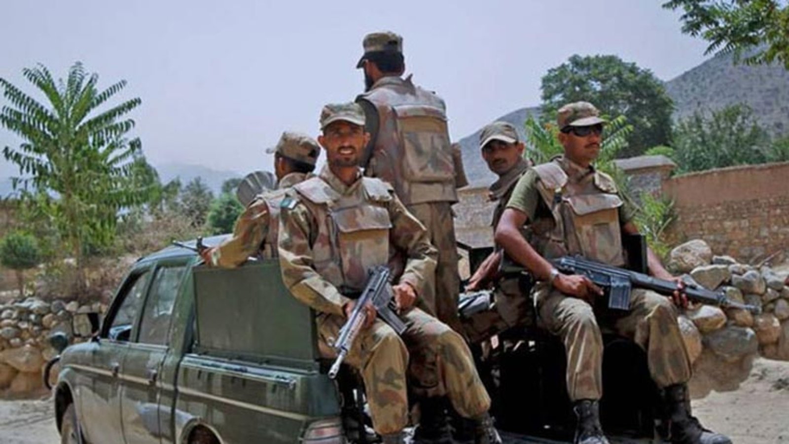 خضدار : سکیورٹی فورسز کے آپریشن میں فتنہ الہندوستان کے 14 دہشتگرد ہلاک