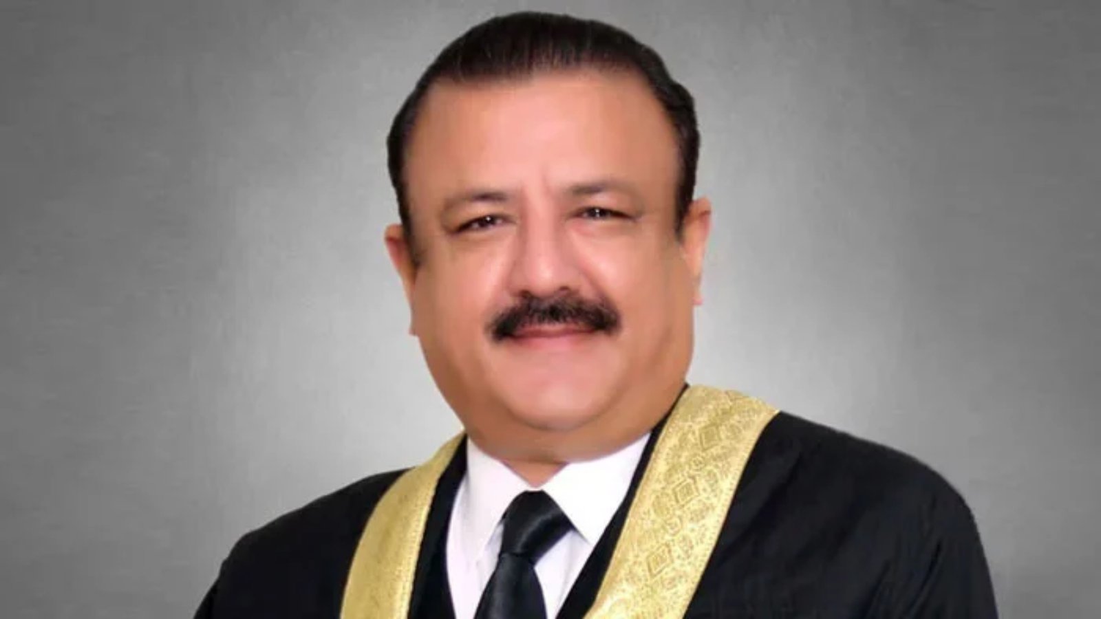 سندھ ہائیکورٹ : جسٹس طارق جہانگیری کی ڈگری منسوخی کا جامعہ کراچی کا فیصلہ معطل
