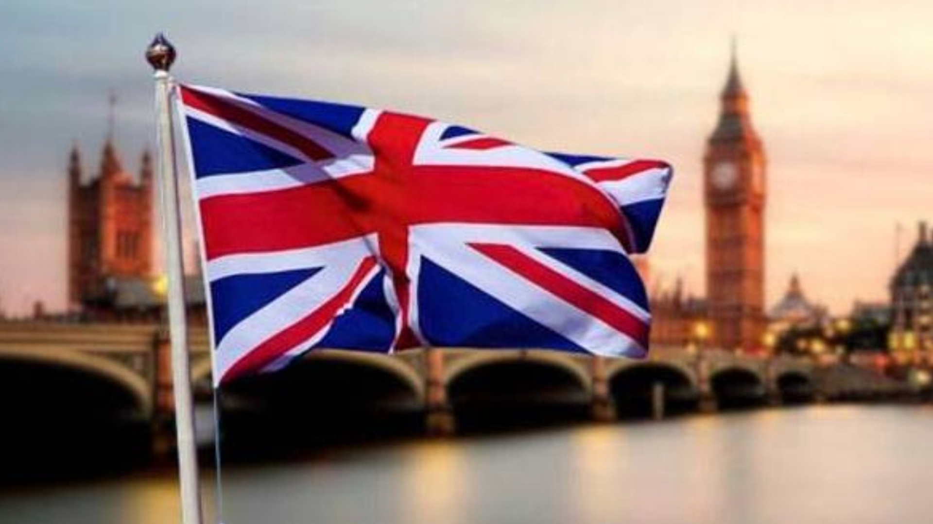 برطانوی حکومت نے تارکین وطن کے لیے سخت پالیسیوں کا اعلان کر دیا