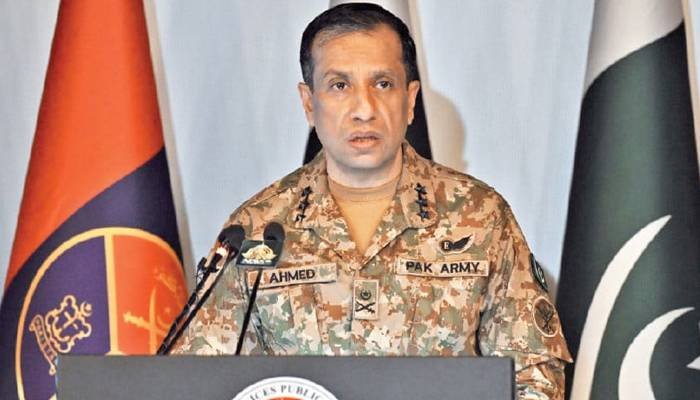 پاکستانی قوم کو متحد ہو کر داخلی و خارجی دشمنوں کا مقابلہ کرنا ہوگا، ڈی جی آئی ایس پی آر کا جامعۃ الرشیدکراچی میں اجتماع سے خطاب