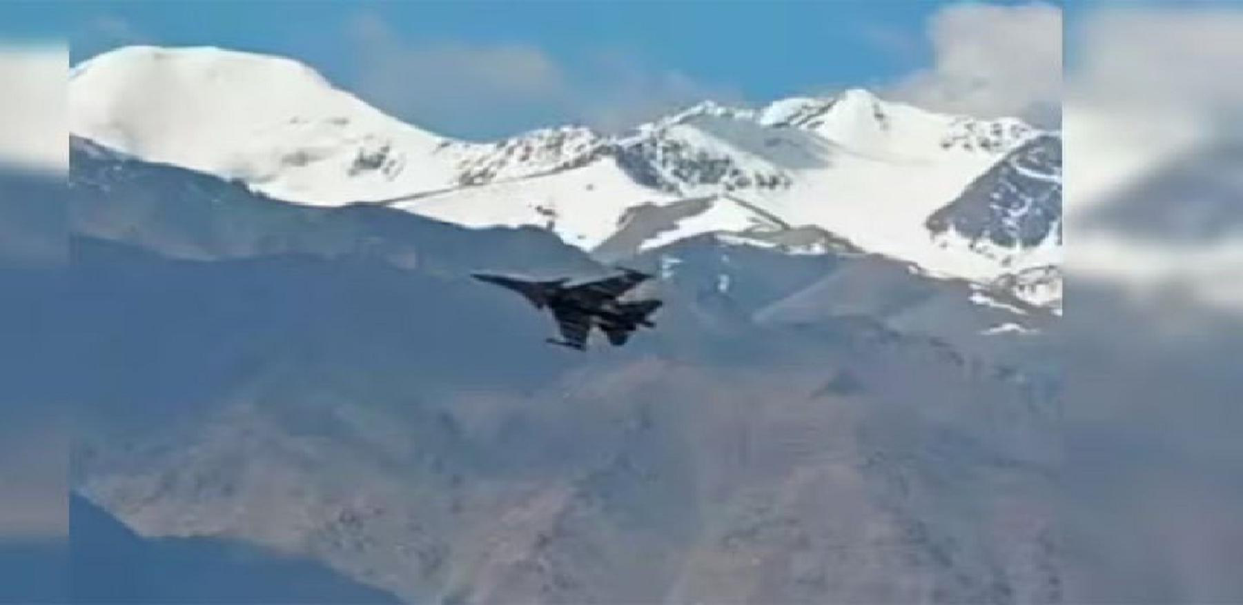 بھارت کی چینی سرحد کے قریب متنازع خطے میں نئی ایئربیس، طیارے کی افتتاحی لینڈنگ