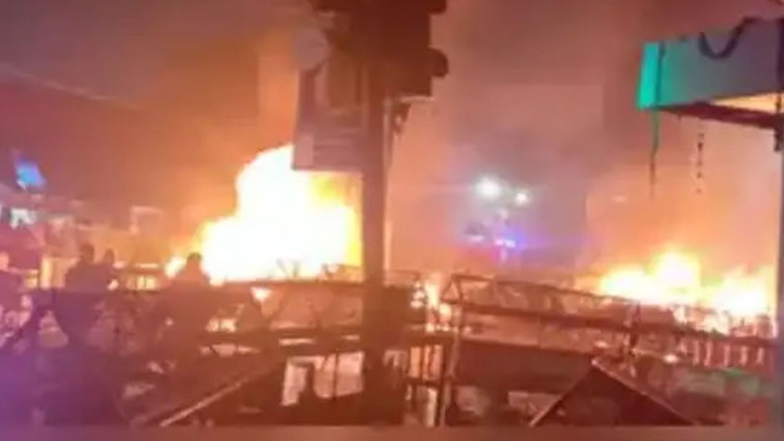 دہلی لال قلعہ میٹرو سٹیشن دھماکہ سلنڈر پھٹنے سے ہوا، بھارتی پولیس کی تصدیق