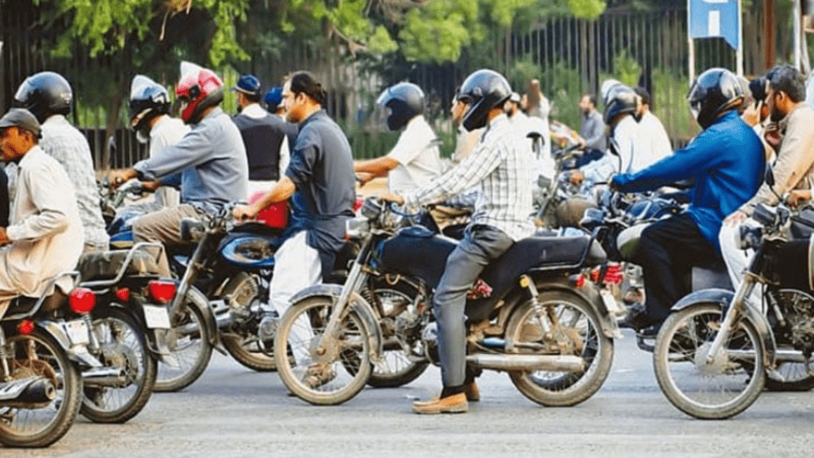 موٹر سائیکل سواروں سے متعلق نیا ہدایت نامہ جاری