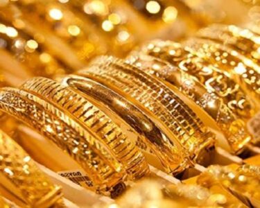 سونے کی قیمت میں بڑی کمی ریکارڈ ، فی تولہ کتنے کا ہوگیا؟