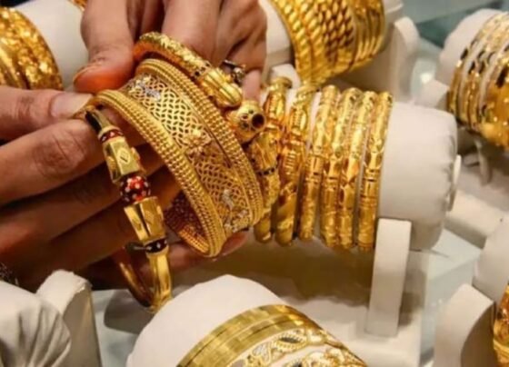 سونا ہوا مہنگا ! فی تولہ قیمت میں ایک بار پھر اضافہ