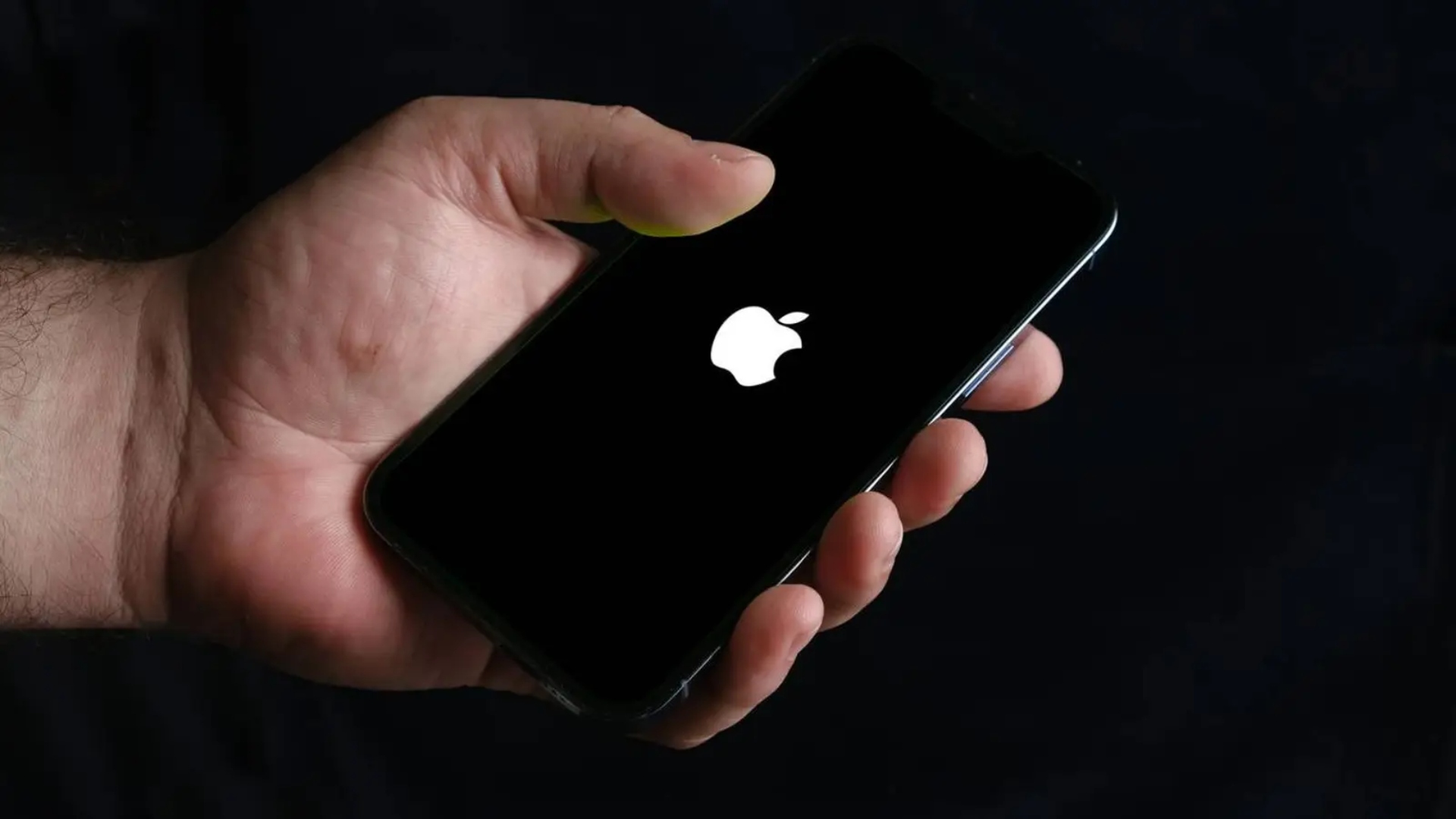 آئی فون کے شوقین تیار ہو جائیں ! ایپل کیجانب سے بڑی خبر آگئی