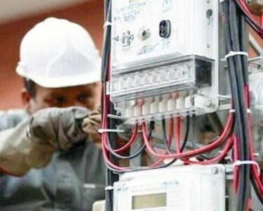 بجلی میٹر لگوانے کے خواہشمند شہریوں کیلئے بُری خبر آگئی