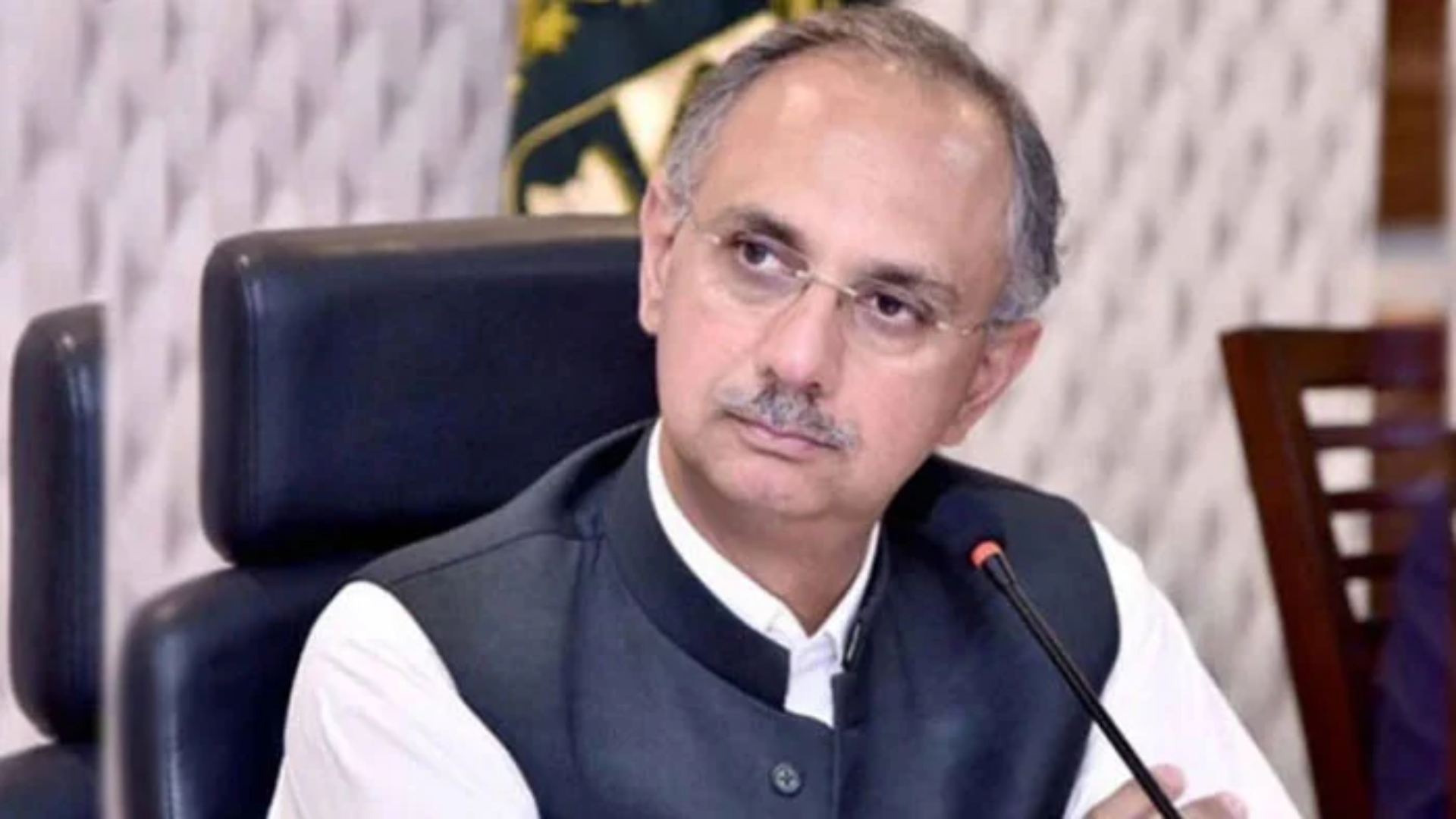 4 اکتوبر احتجاج کیس: عمر ایوب اشتہاری قرار، پاسپورٹ اور شناختی کارڈ بلاک کرنے کا حکم